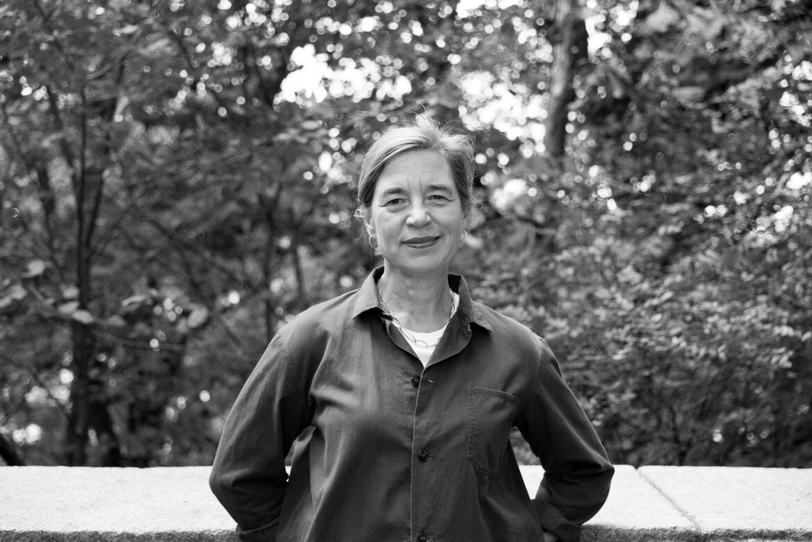 2020-10-01 Anna photographed by Kay Hickman Anna Hammond headshot